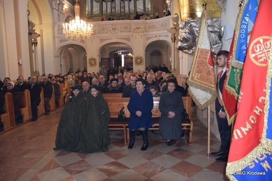 73482670 2745559725529918 269836586001104896 o