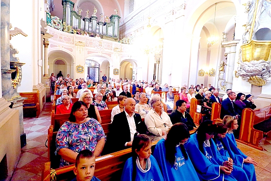 received 975936433365893