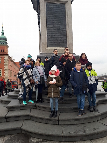 84350277 199268164527998 1104061883633106944 n