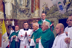 received 235428375927836